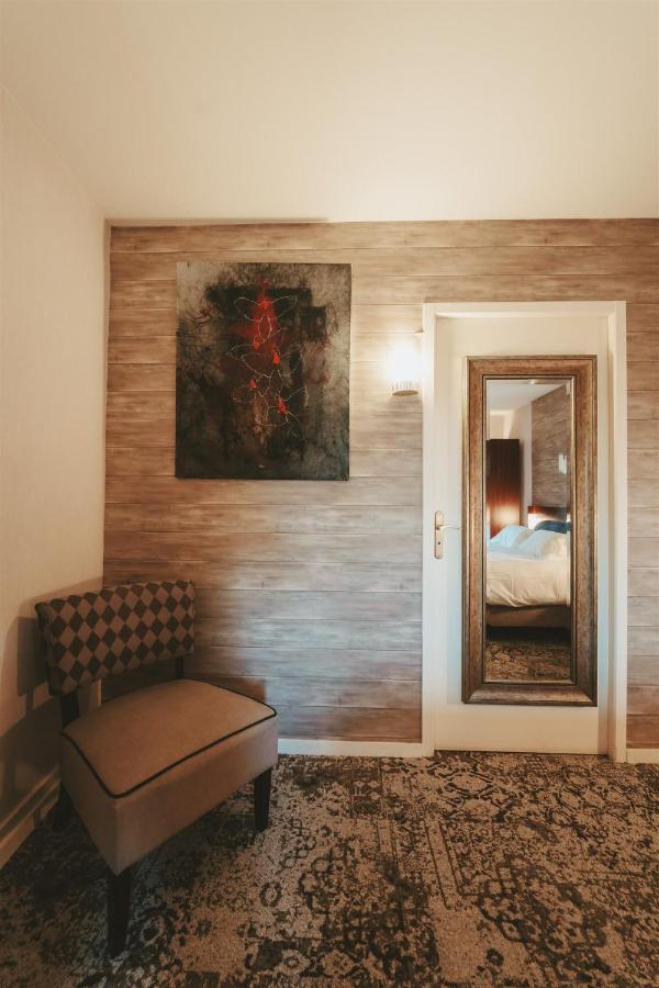 Logis Hotels Chateau De La Barge Chaintre Exterior photo
